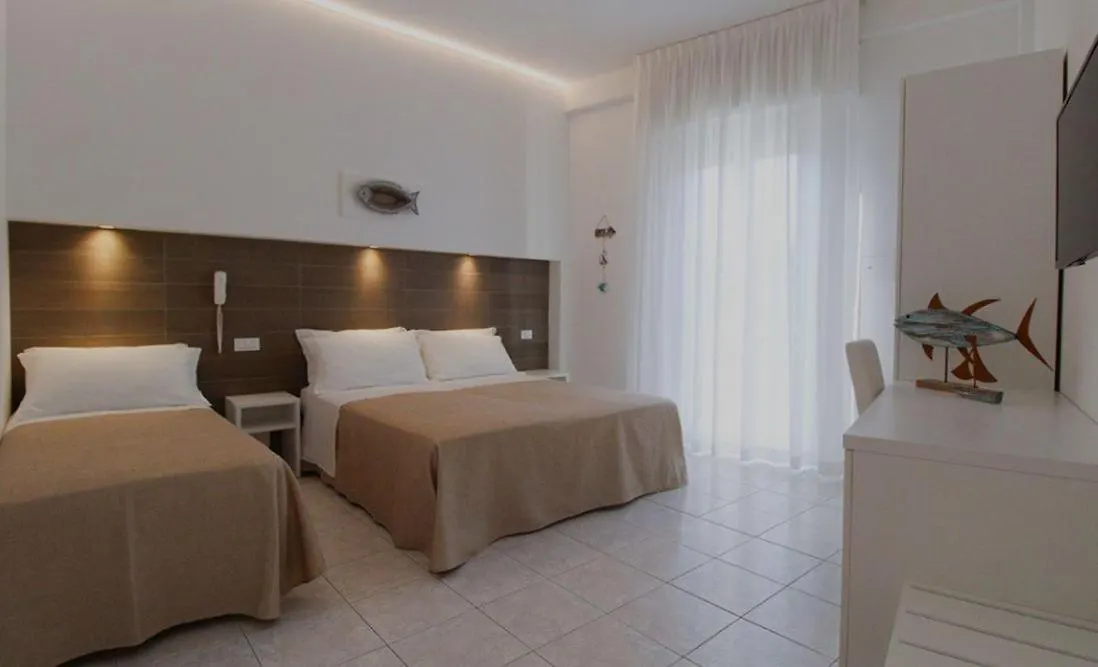 Hotel Napoleon San Mauro Mare 3*,